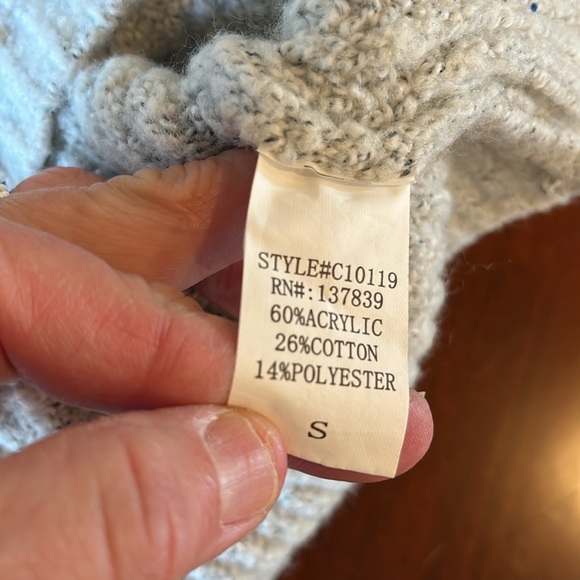 Debut Soft Gray Sweater Mock Neck Womens Small Drop Shoulder - Picture 11 of 15